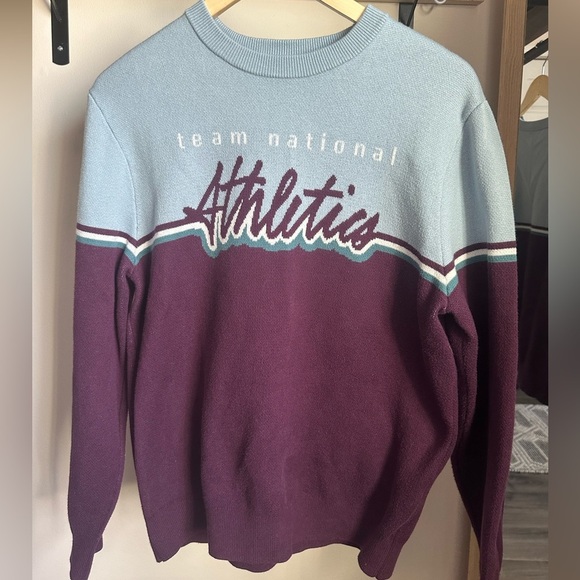 Aritzia TNA Team National Athletics Sweater - Picture 1 of 5